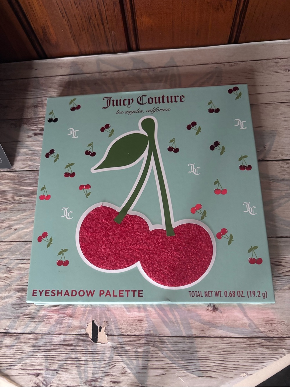 Juicy Couture 16 color Eyeshadow Palette